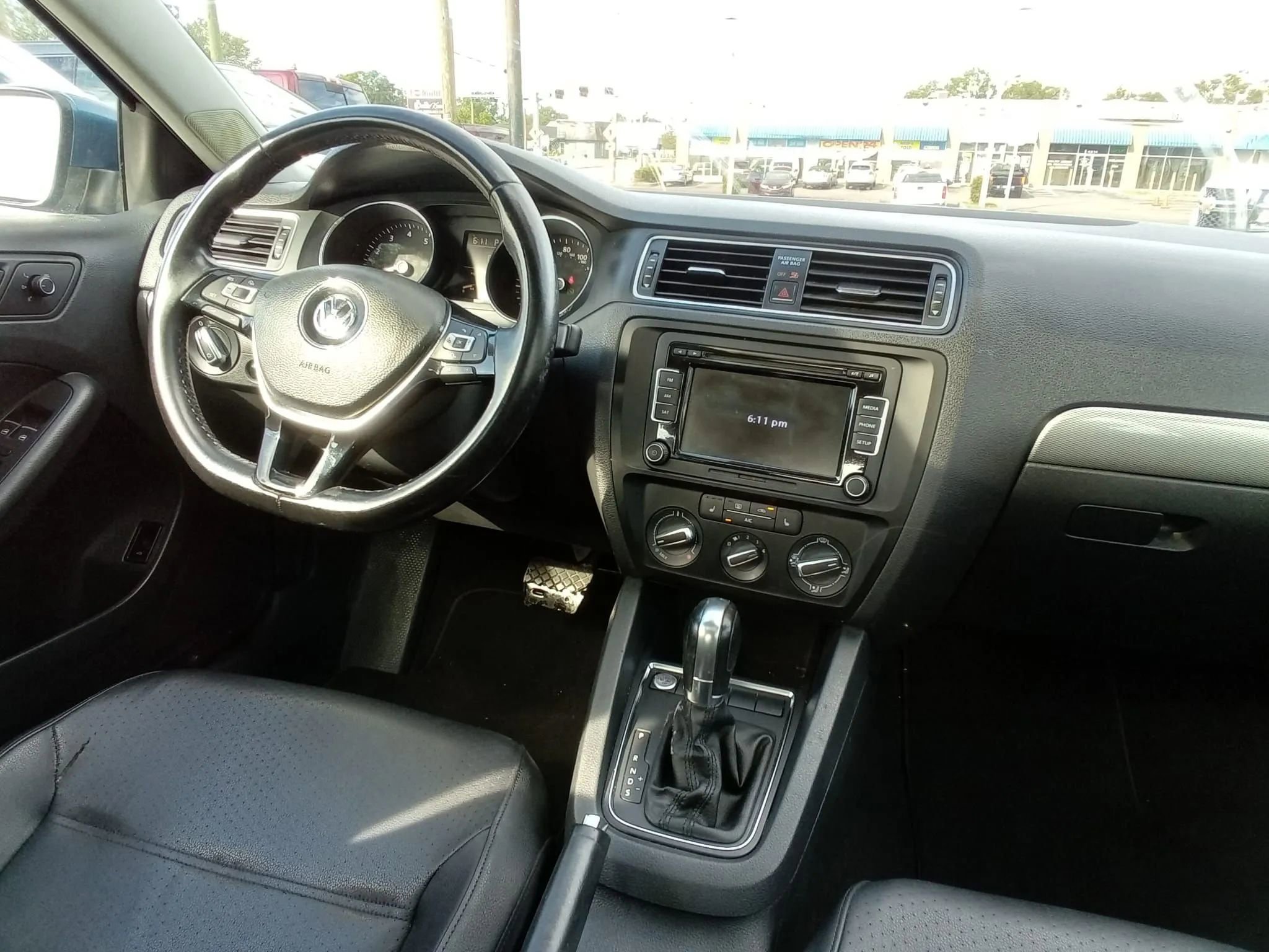 Used 2015 Volkswagen Jetta SE image 13