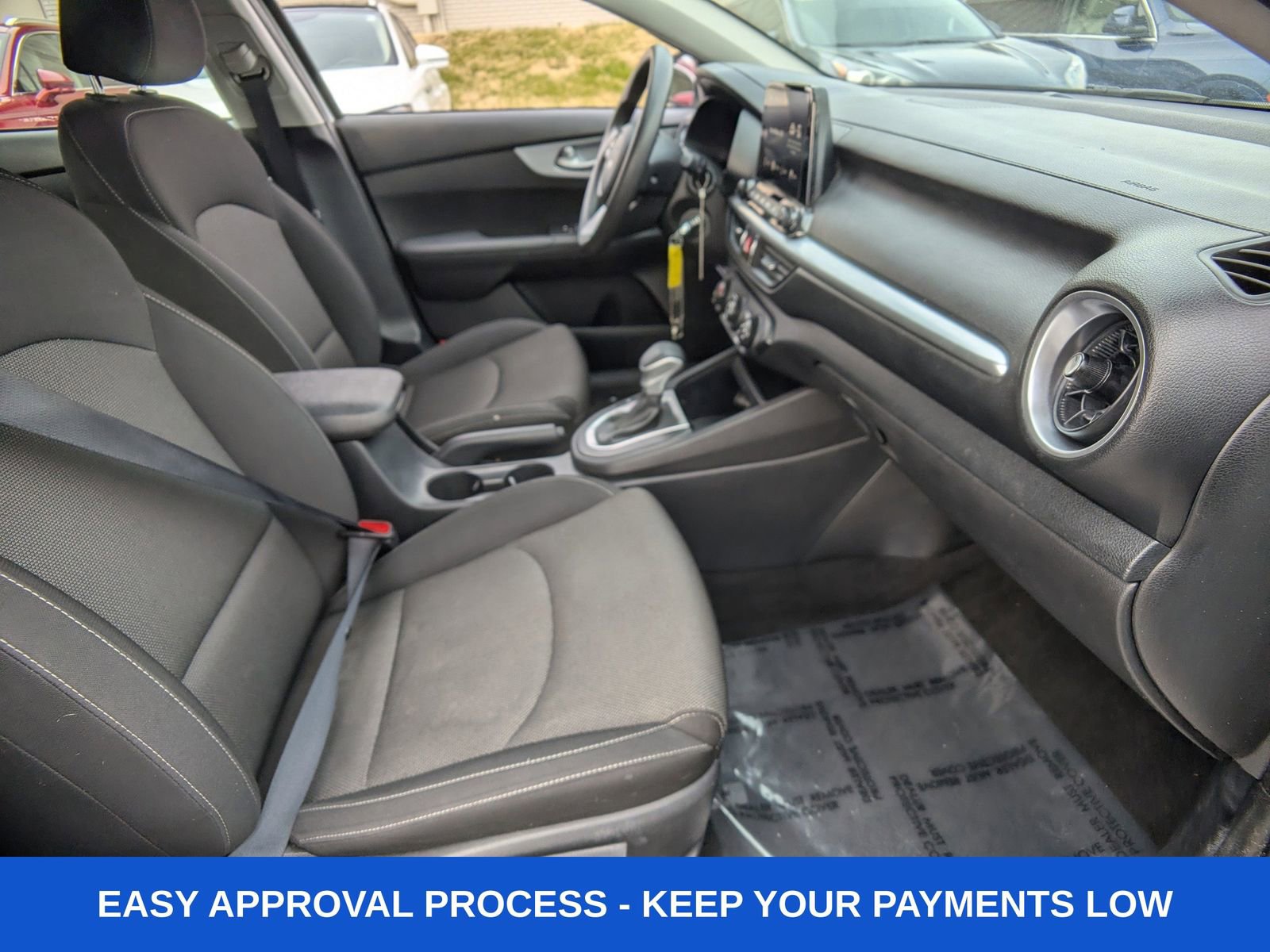 Used 2023 Kia Forte LXS image 8