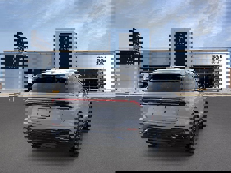 New 2026 Lincoln Nautilus Premier image 8