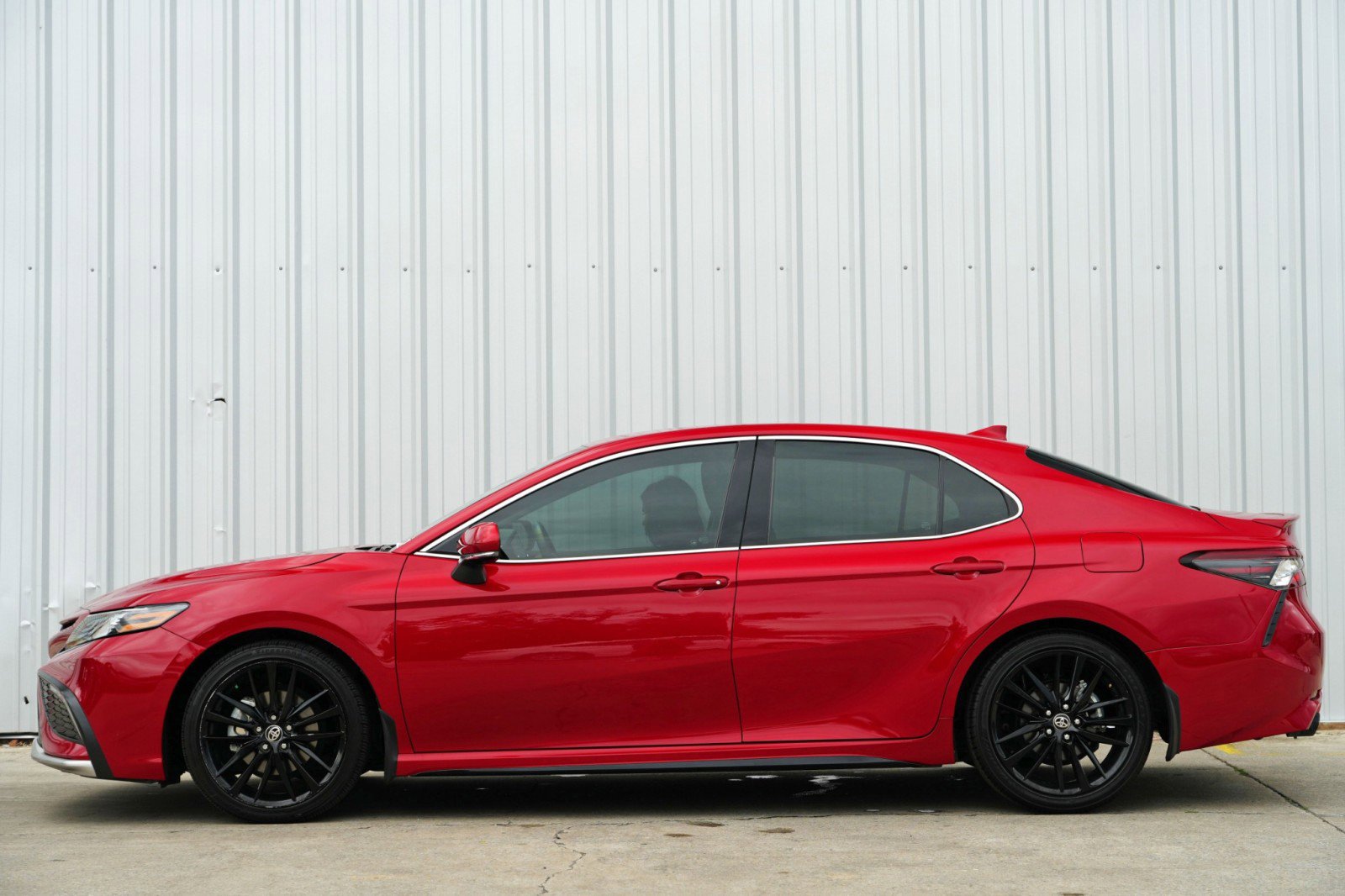 Used 2024 Toyota Camry XSE image 43
