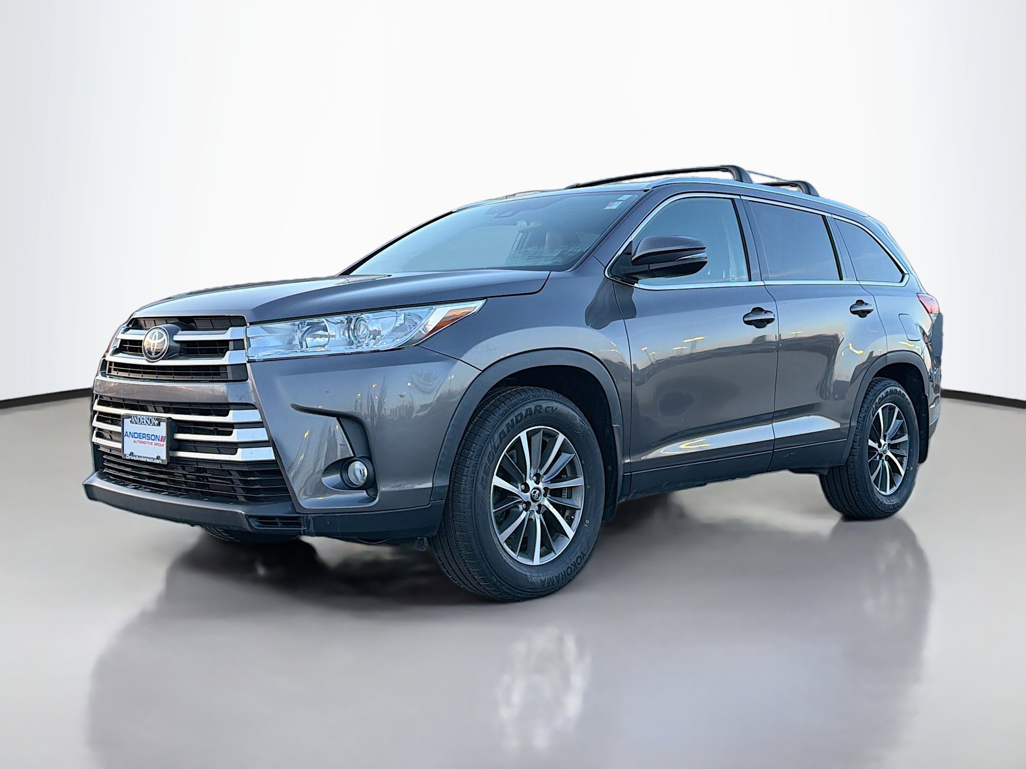 Used 2019 Toyota Highlander XLE image 11