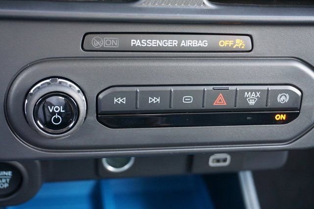 New 2025 Ford Maverick XLT w/ XLT Luxury Package AWD/4WD image 39