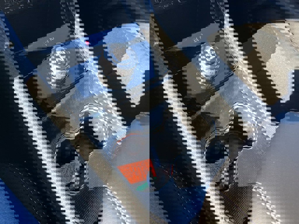 New 2025 Jeep Grand Cherokee L Laredo image 24