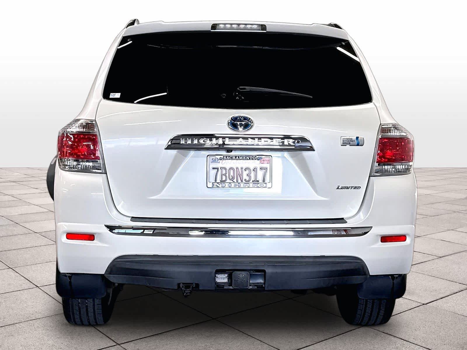 Used 2013 Toyota Highlander Limited AWD/4WD image 7