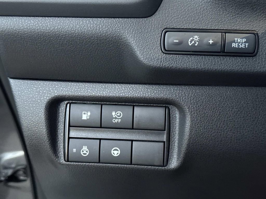 Used 2025 Nissan Leaf SV Plus image 26