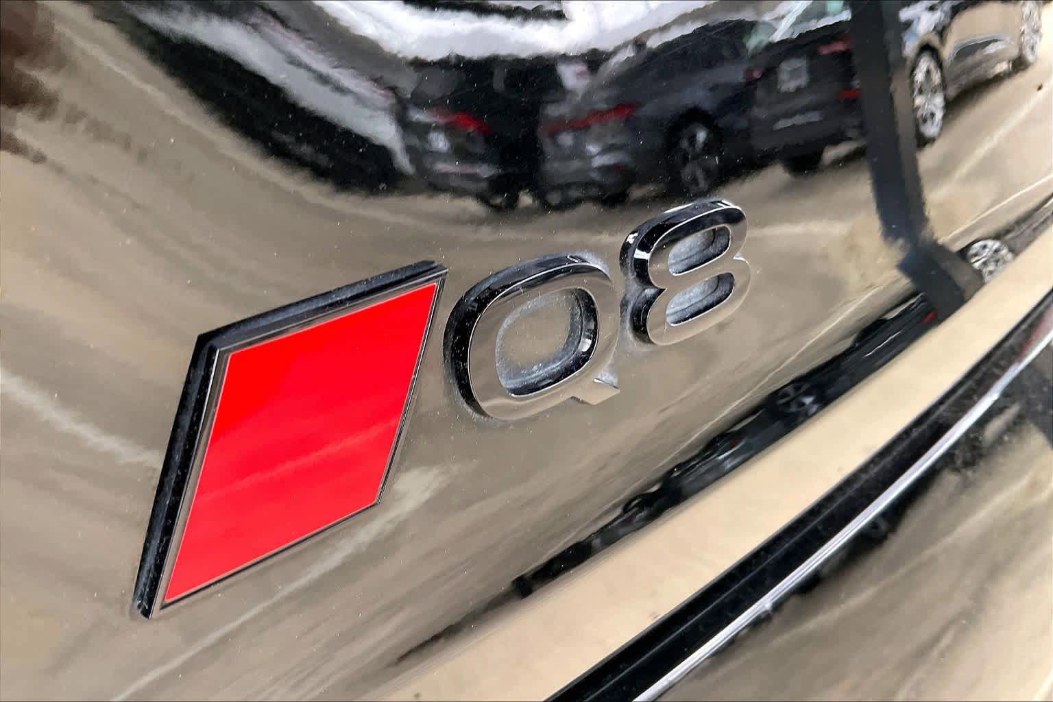 Used 2024 Audi Q8 e-tron Prestige w/ Prestige Package AWD/4WD image 29