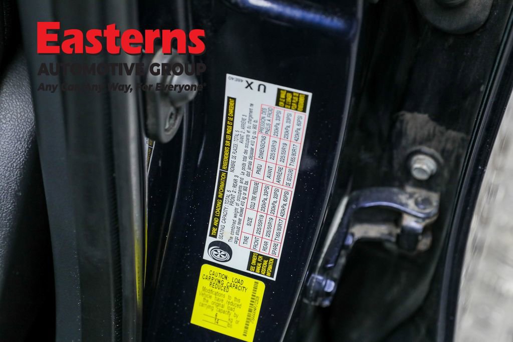 Used 2023 Toyota Venza XLE image 35