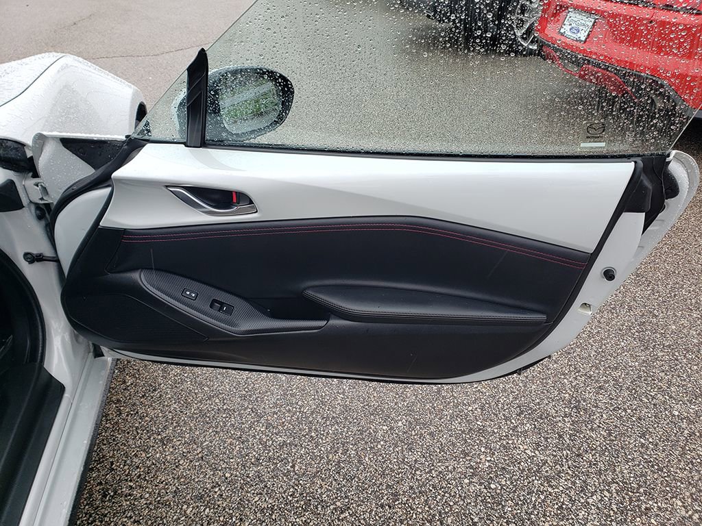 Used 2018 MAZDA MX-5 Miata RF Grand Touring image 14