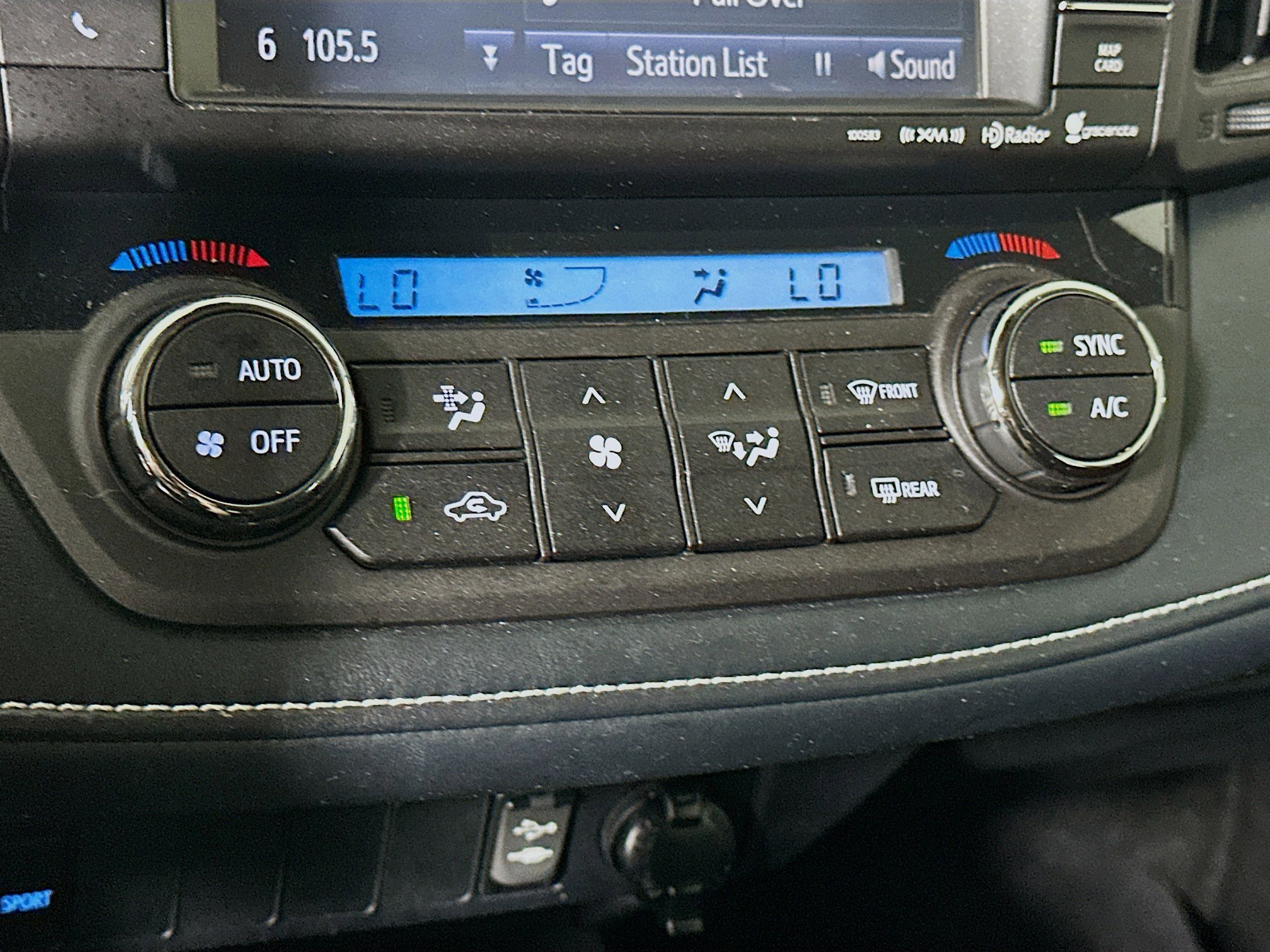 Used 2018 Toyota RAV4 XLE FWD image 23