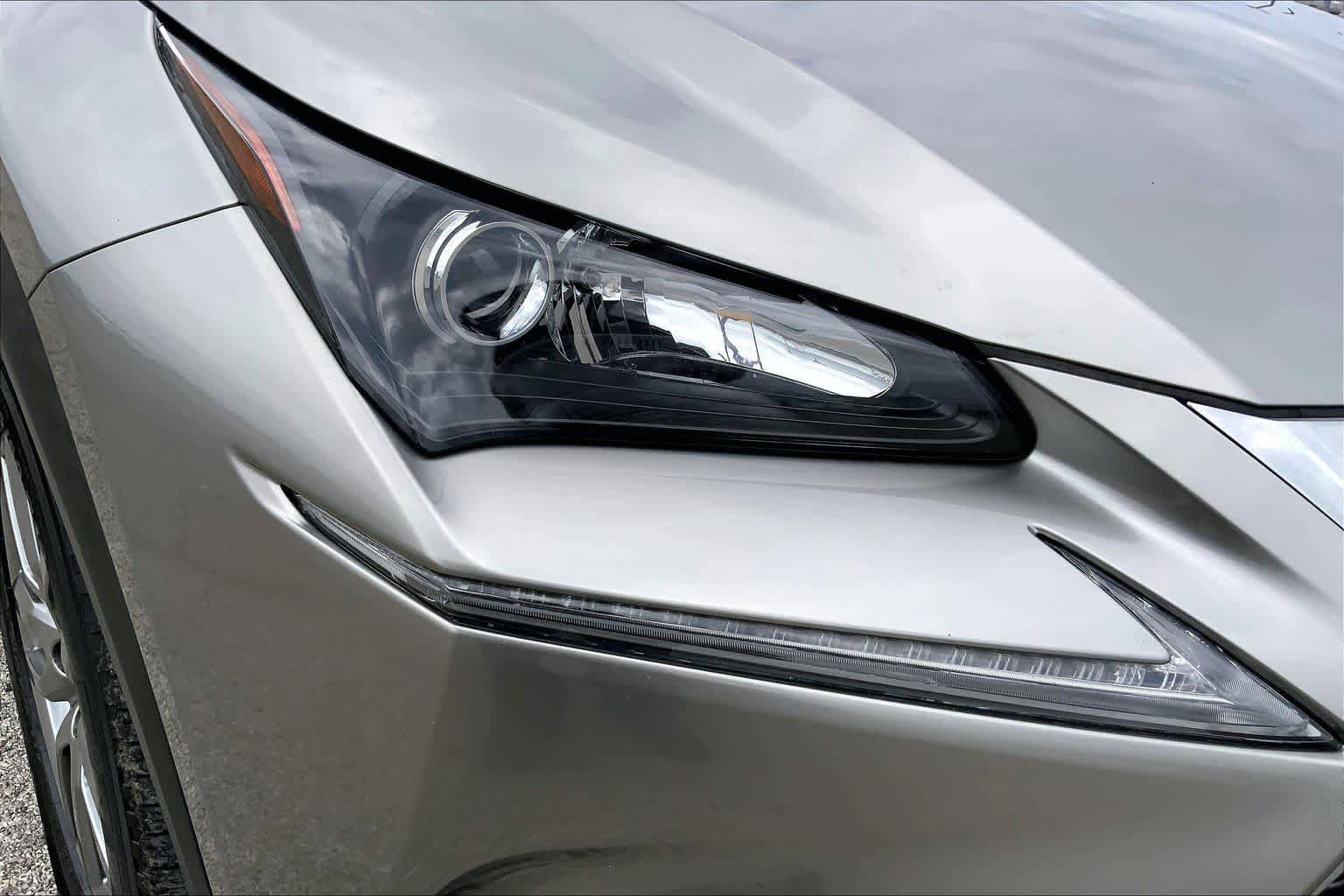 Used 2016 Lexus NX 200t AWD w/ Premium Package image 27