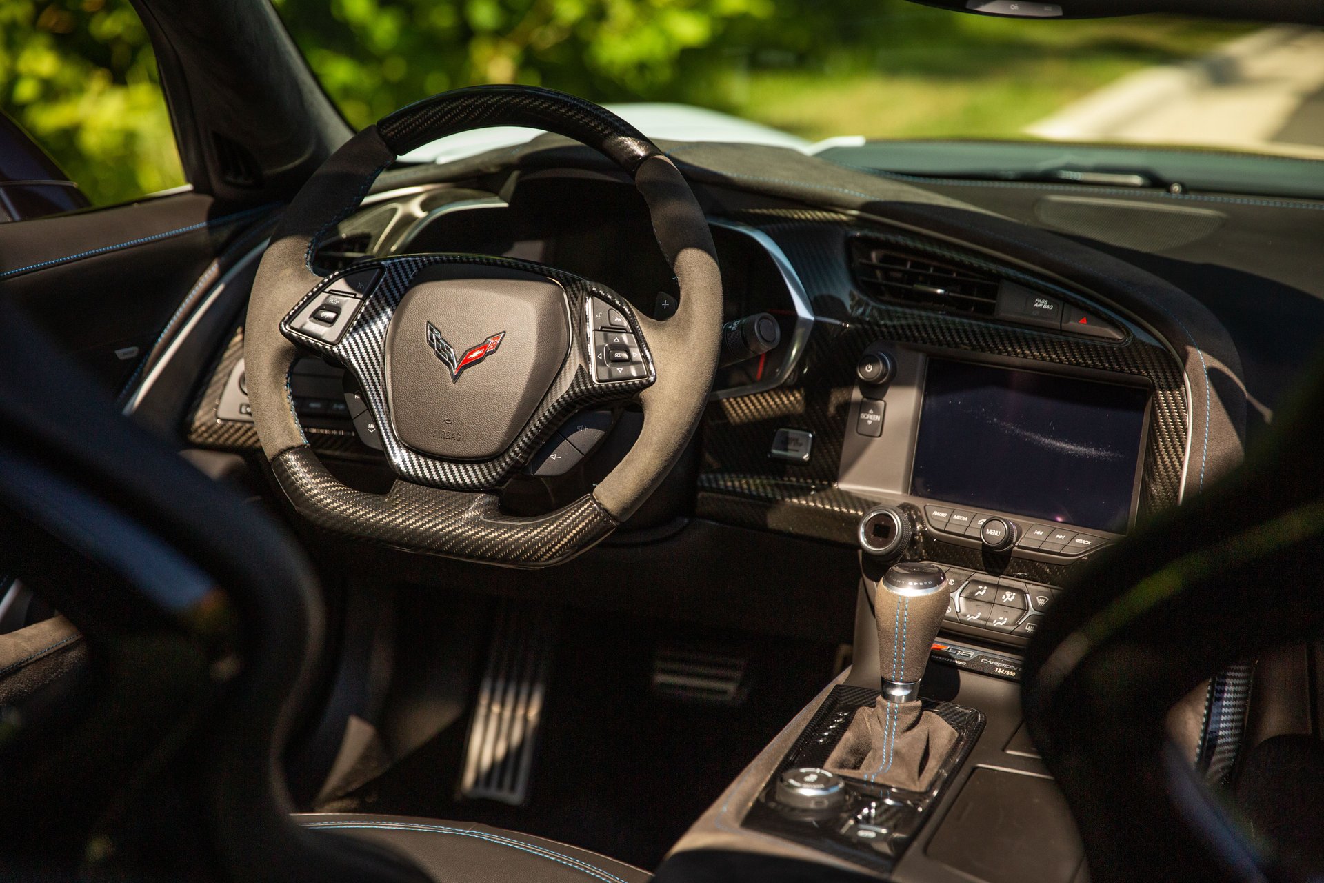 Used 2018 Chevrolet Corvette Z06 w/ Carbon 65 Edition RWD image 51