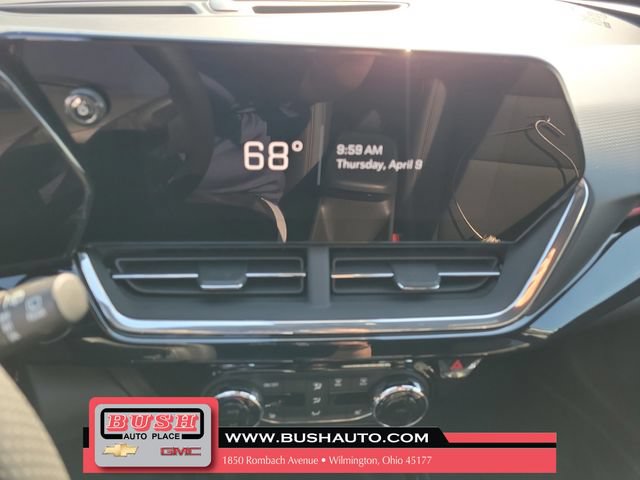 New 2026 Chevrolet Trax RS w/ Sunroof Package FWD image 28