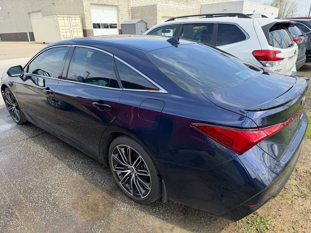 Used 2021 Toyota Avalon Touring w/ Advanced Safety Package FWD image 5