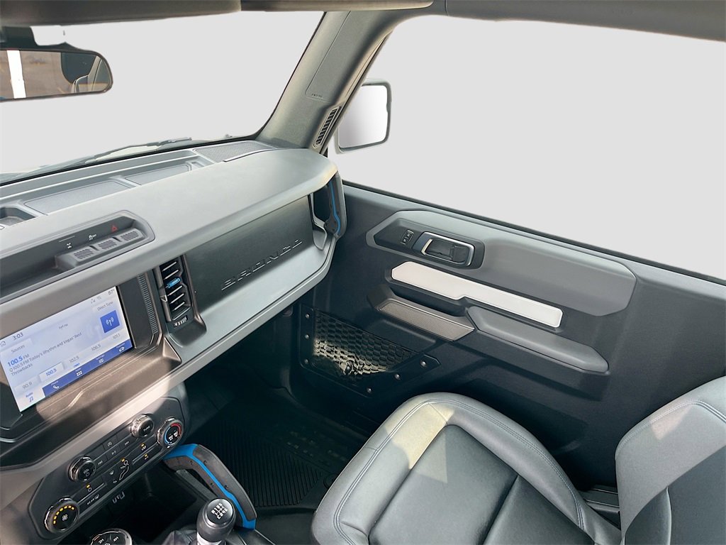 Used 2022 Ford Bronco Black Diamond image 23