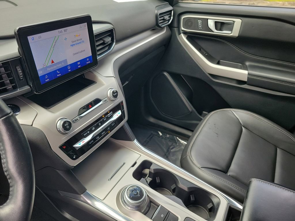 Certified 2023 Ford Explorer XLT w/ Equipment Group 202A image 30