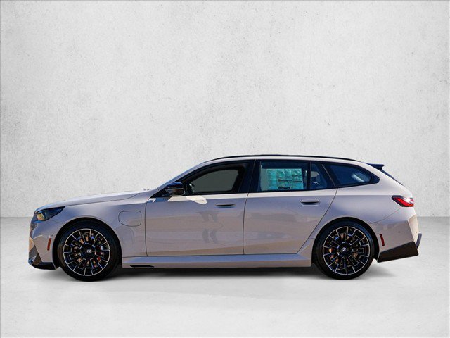 New 2027 BMW M5 Touring AWD/4WD image 8