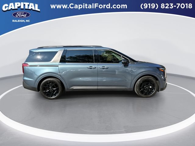 Used 2025 Kia Carnival SX FWD image 9
