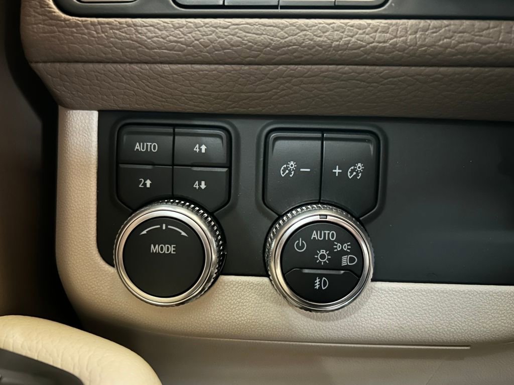 Used 2022 GMC Yukon Denali image 14