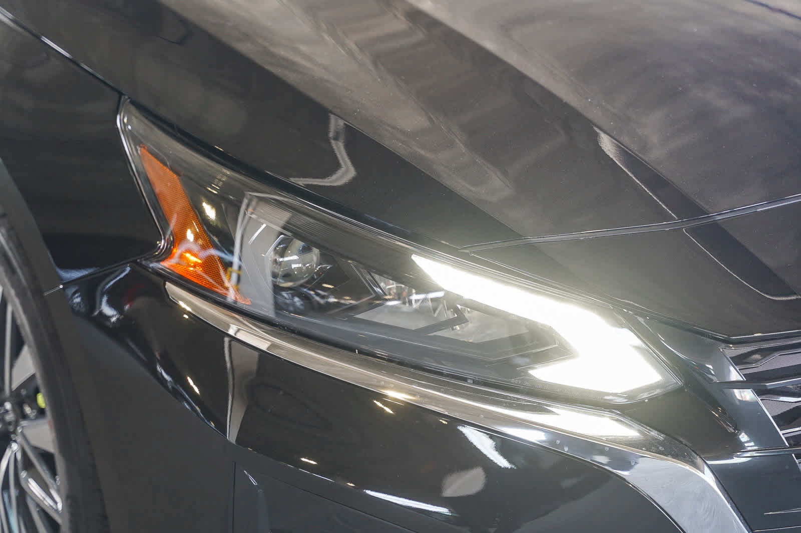 New 2026 Nissan Altima 2.5 SV FWD image 4