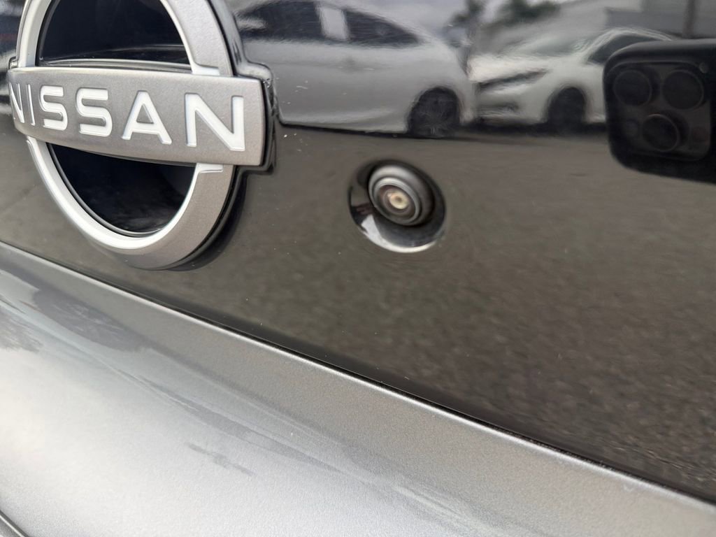 Certified 2023 Nissan Z Performance w/ Floor Mat Package (L93) image 11