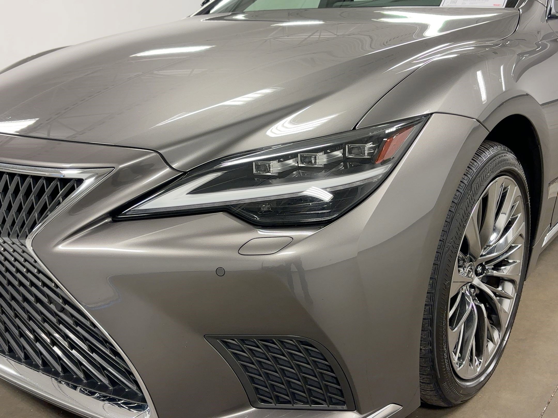 Used 2023 Lexus LS 500 image 10