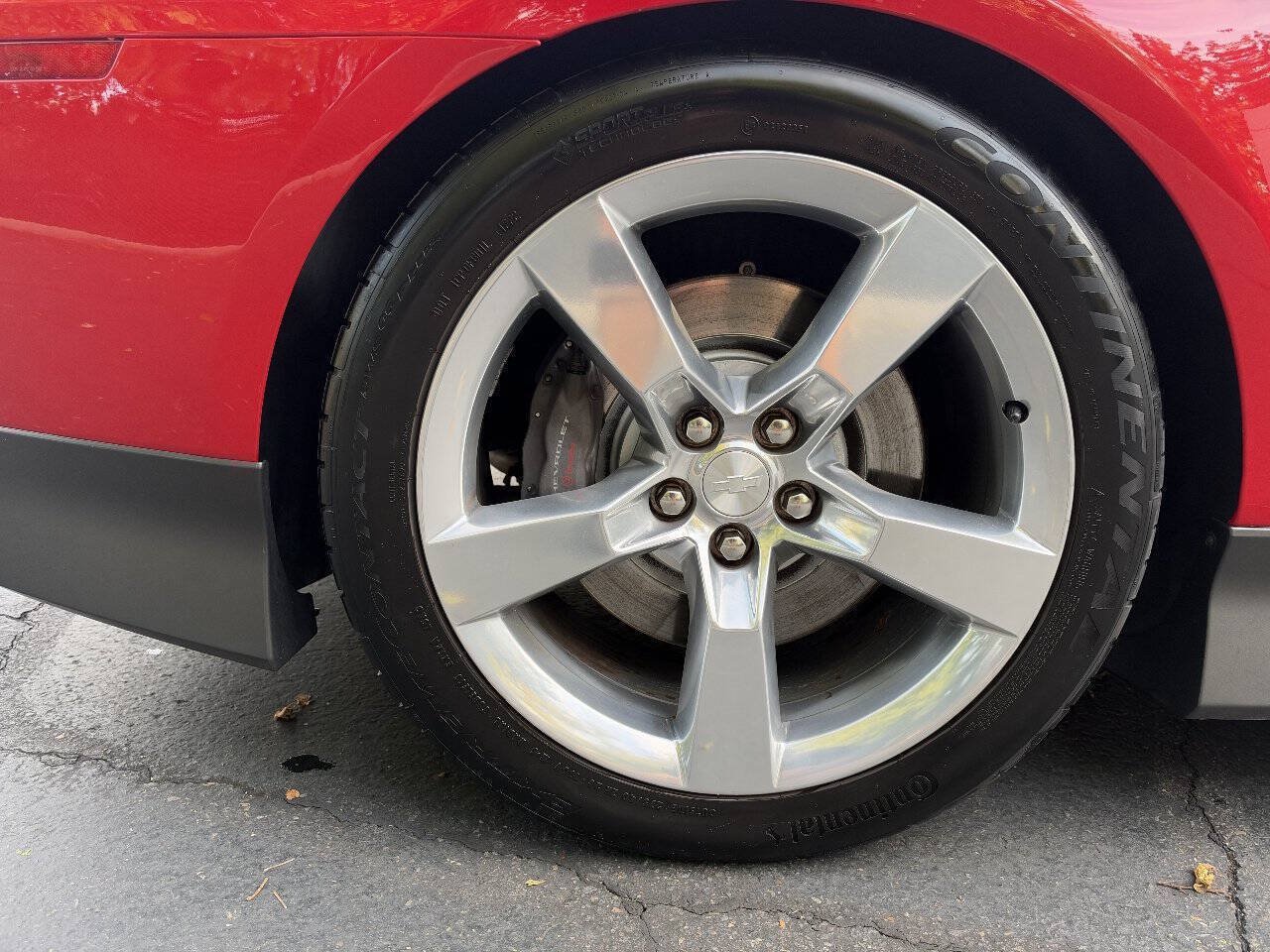 Used 2010 Chevrolet Camaro SS w/ LPO, Ground Effects Package RWD image 17