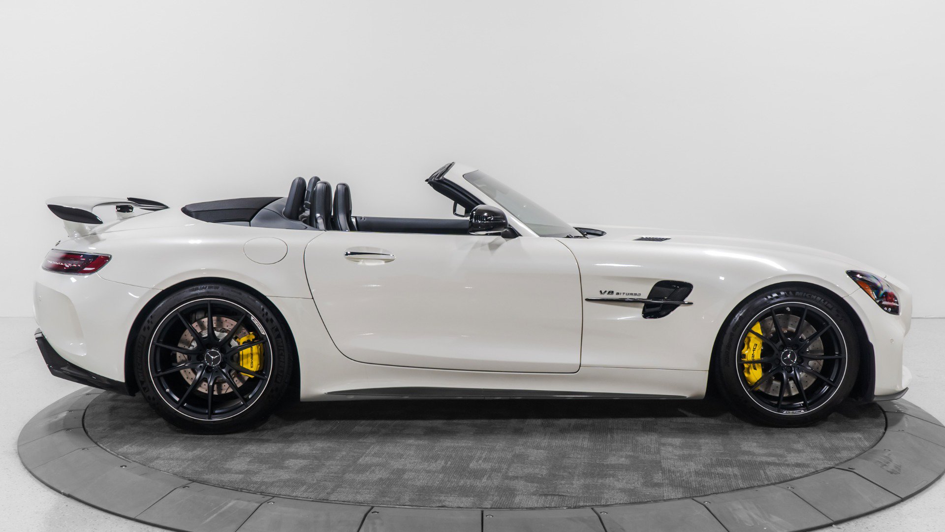 Used 2020 Mercedes-Benz AMG GT R image 9