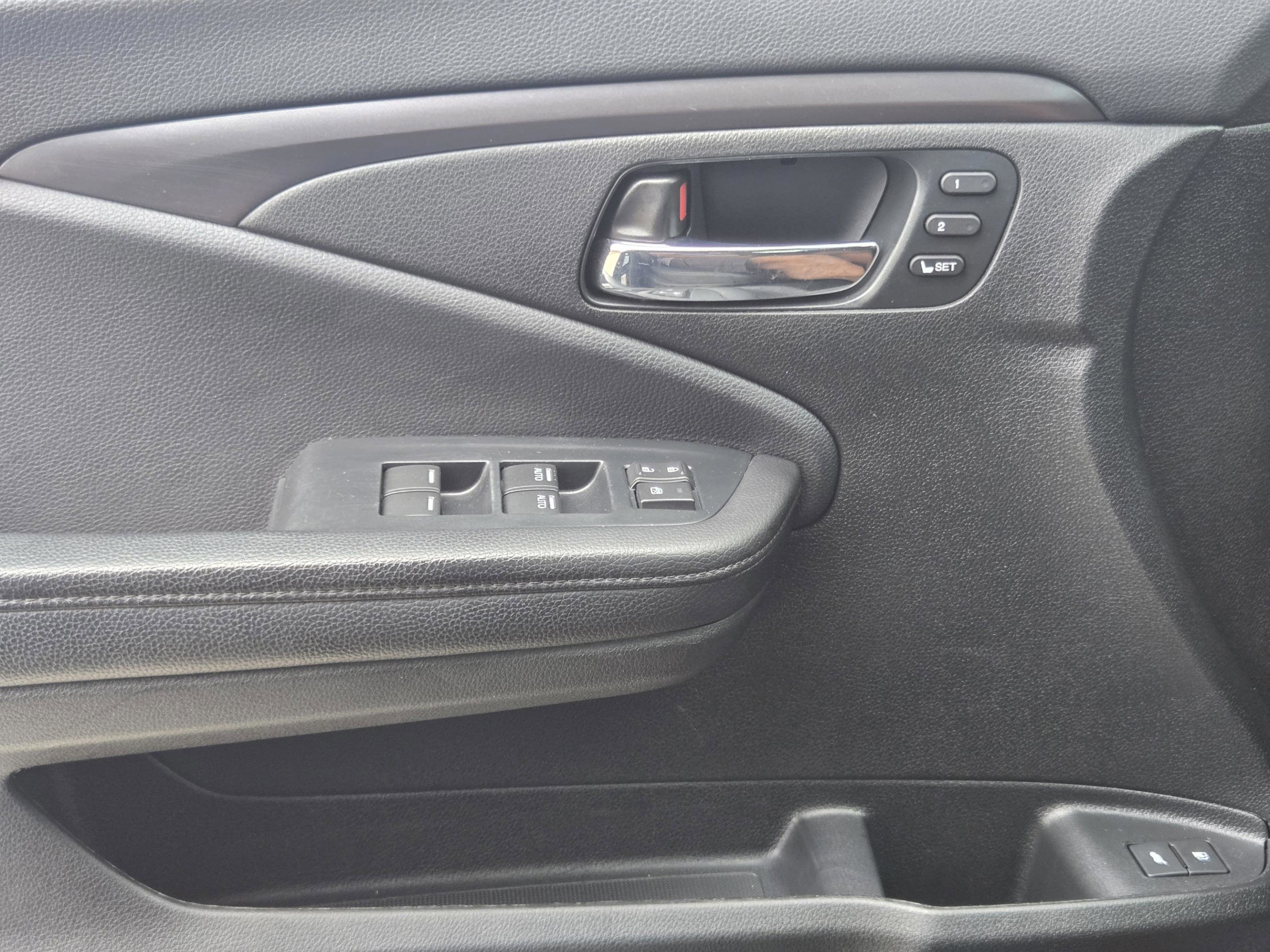 Certified 2022 Honda Pilot Special Edition image 18