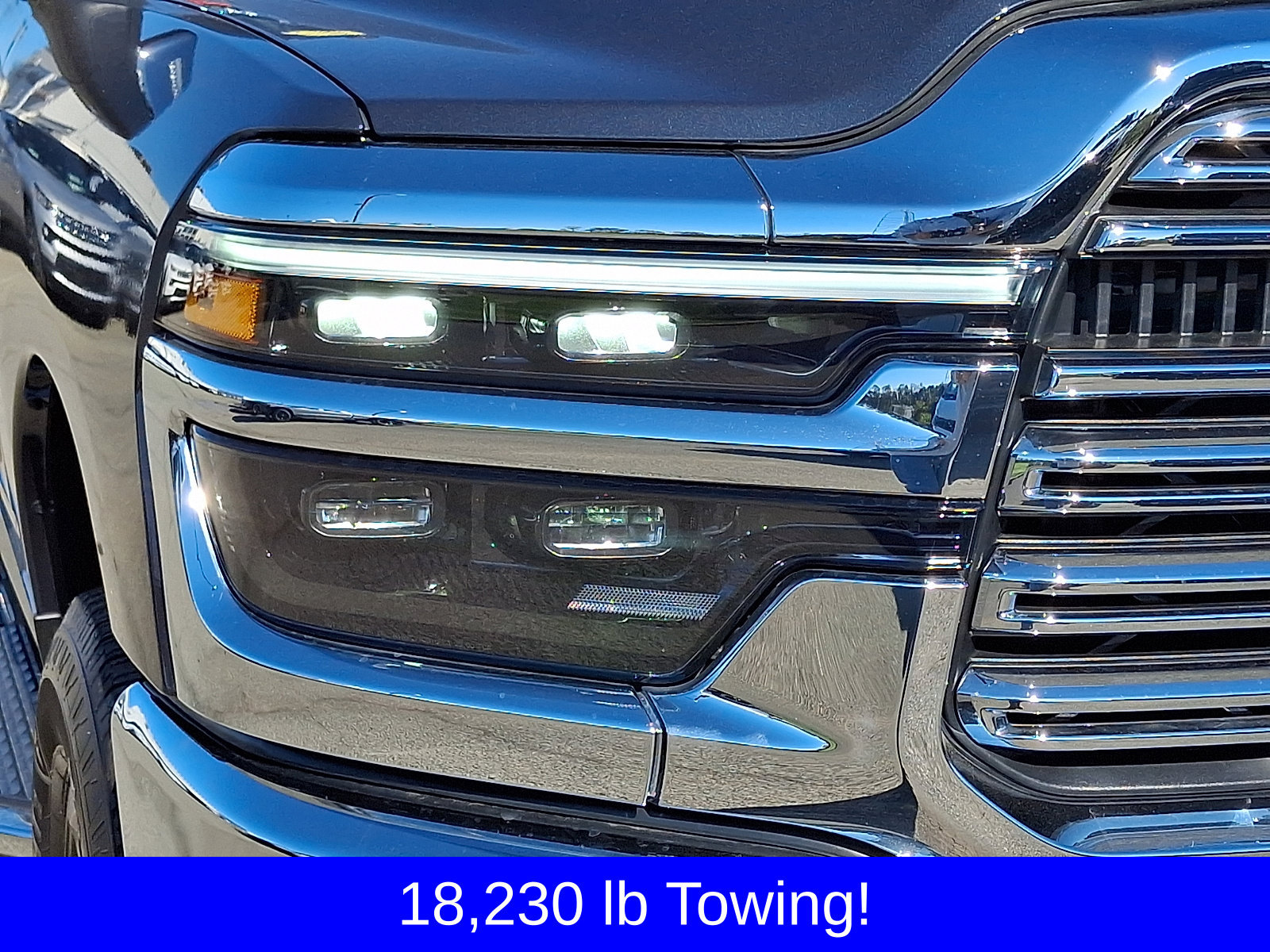 Used 2025 RAM 2500 Laramie w/ Safety Group AWD/4WD image 10