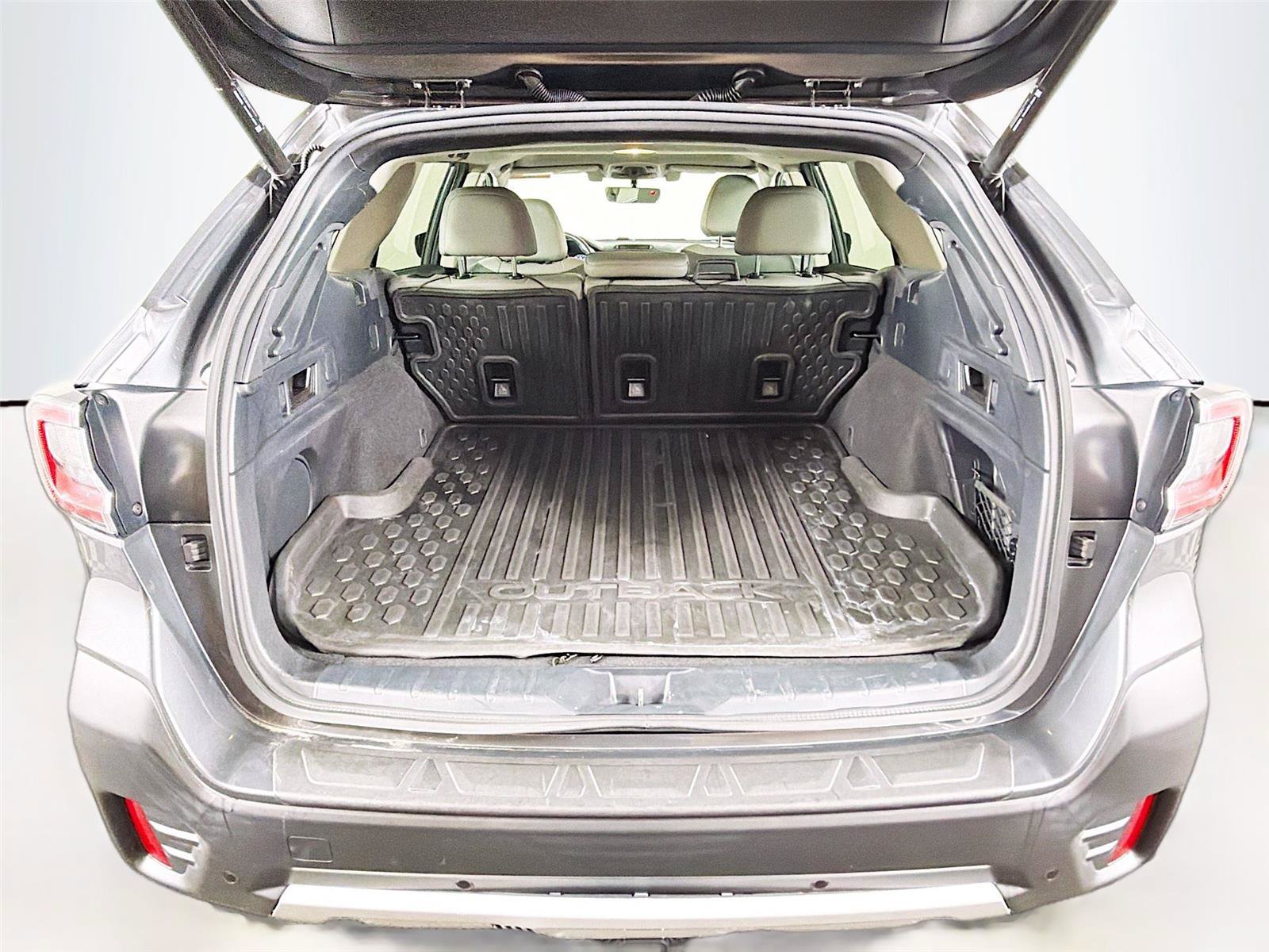 Used 2020 Subaru Outback Limited XT AWD/4WD image 14