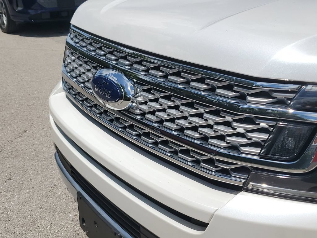 Used 2019 Ford Expedition Platinum AWD/4WD image 11