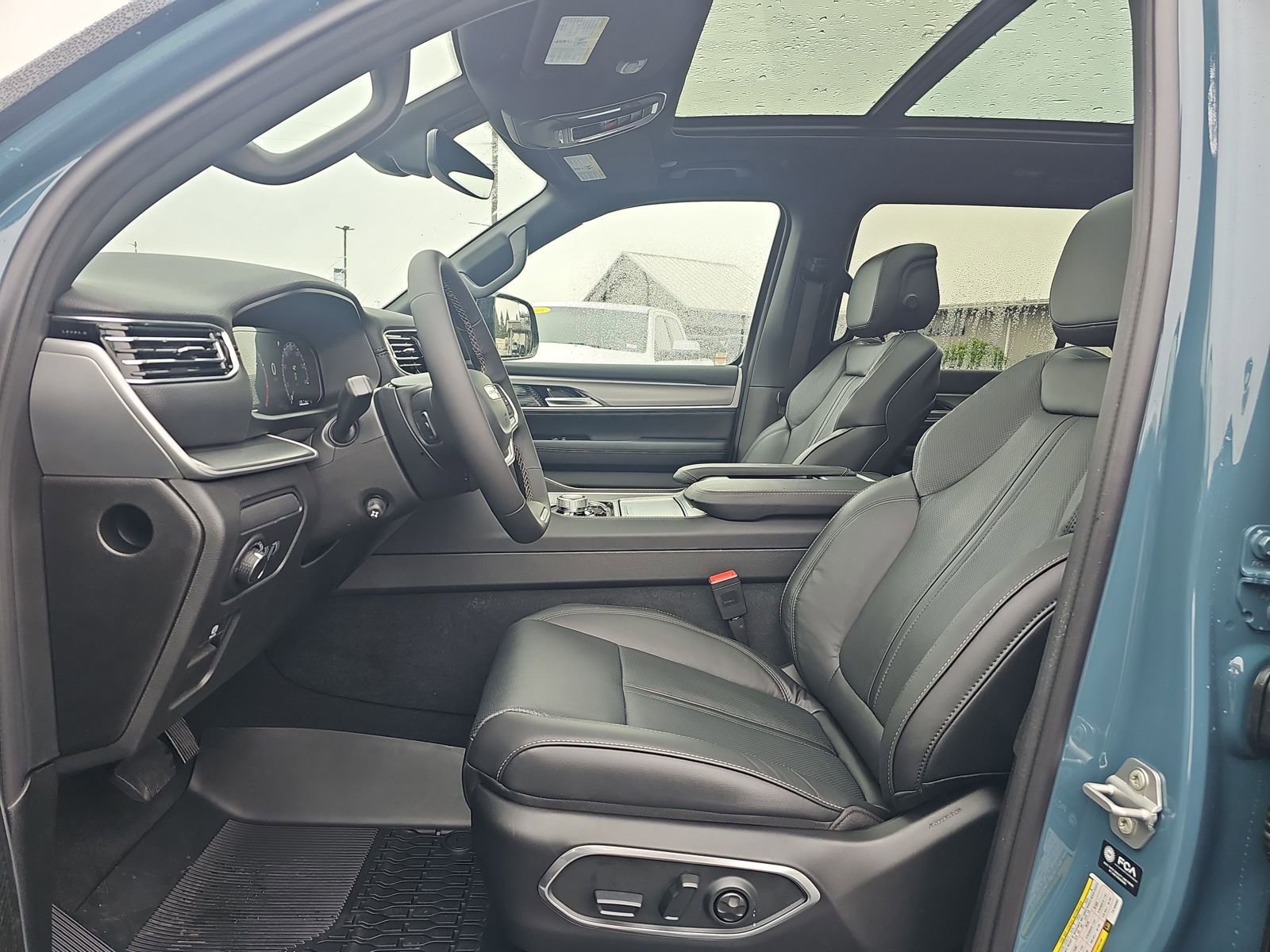 New 2026 Jeep Grand Wagoneer 4WD image 17