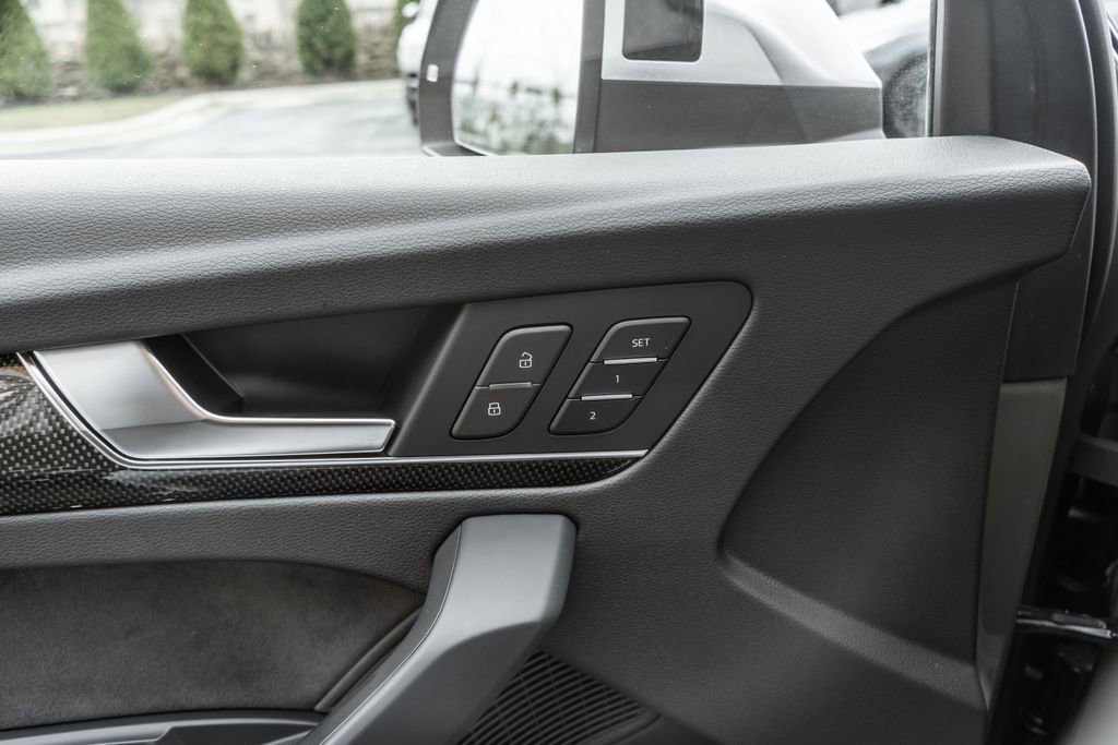 Used 2023 Audi SQ5 Prestige w/ Prestige Package image 16
