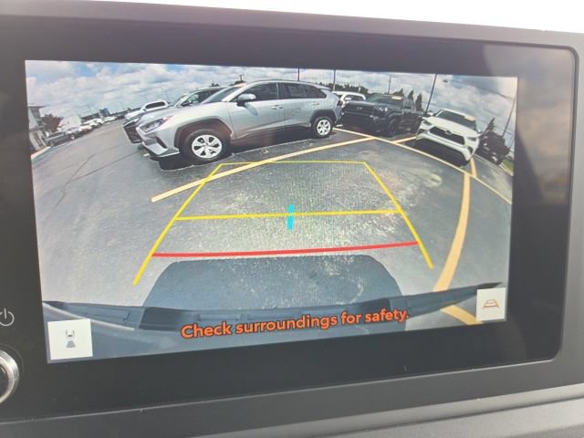 Used 2024 Toyota Tacoma SR AWD/4WD image 16