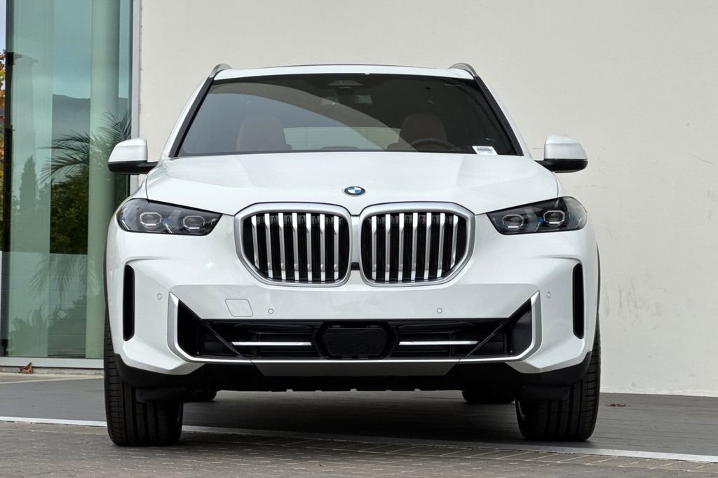 New 2026 BMW X5 sDrive40i w/ Climate Comfort Package image 8