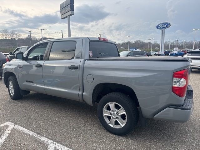 Used 2019 Toyota Tundra SR5 w/ Convenience Package image 2