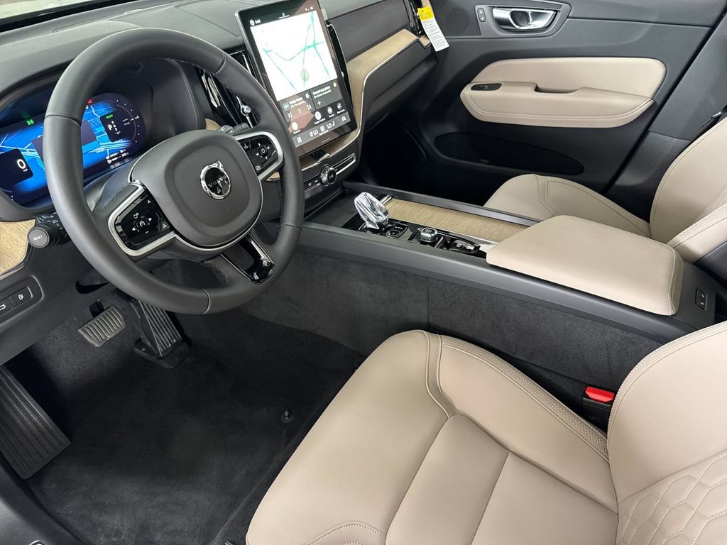 New 2026 Volvo XC60 T8 Plus w/ Protection Package Premier AWD/4WD image 9
