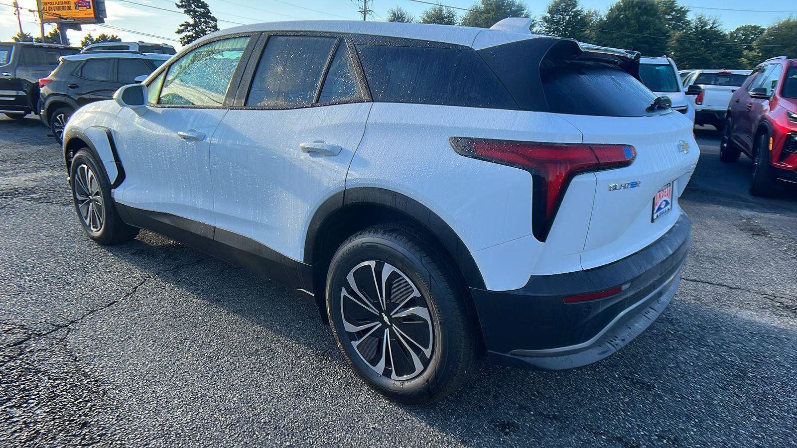 New 2026 Chevrolet Blazer EV LT AWD/4WD image 7