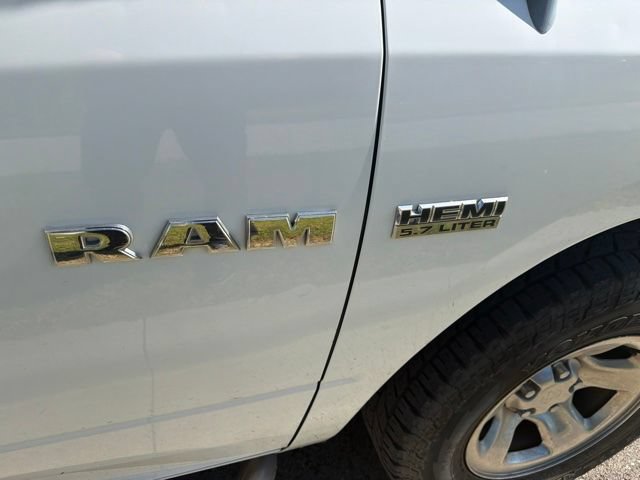 Used 2010 Dodge Ram 1500 Truck ST w/ ST Popular Equipment Group AWD/4WD image 3