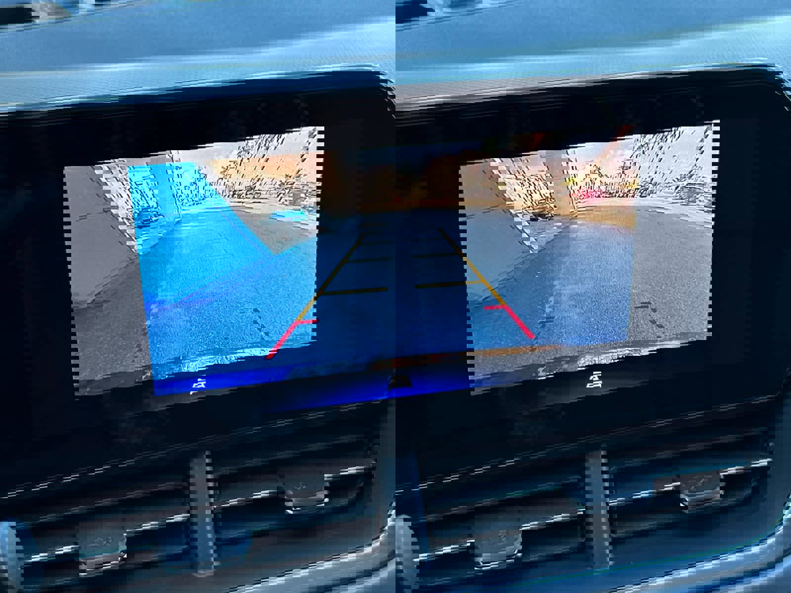 Used 2024 Chevrolet Trax ACTIV image 18