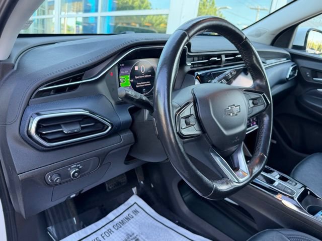 Certified 2022 Chevrolet Bolt EUV Premier w/ Sun & Sound Package FWD image 20