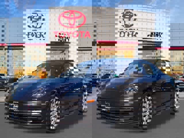 Used 2018 Porsche Panamera image 1