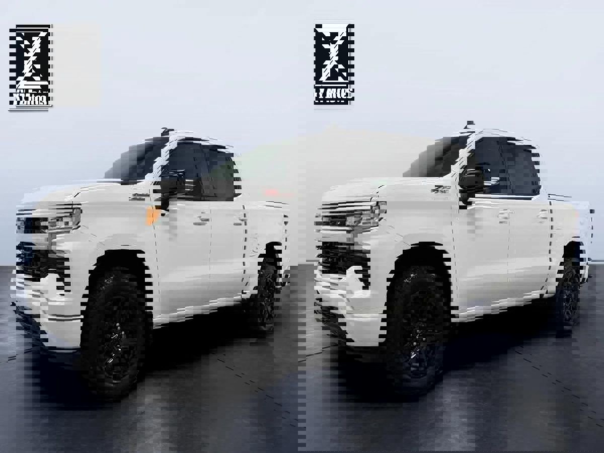 Used 2024 Chevrolet Silverado 1500 RST w/ Z71 Off-Road Package image 2