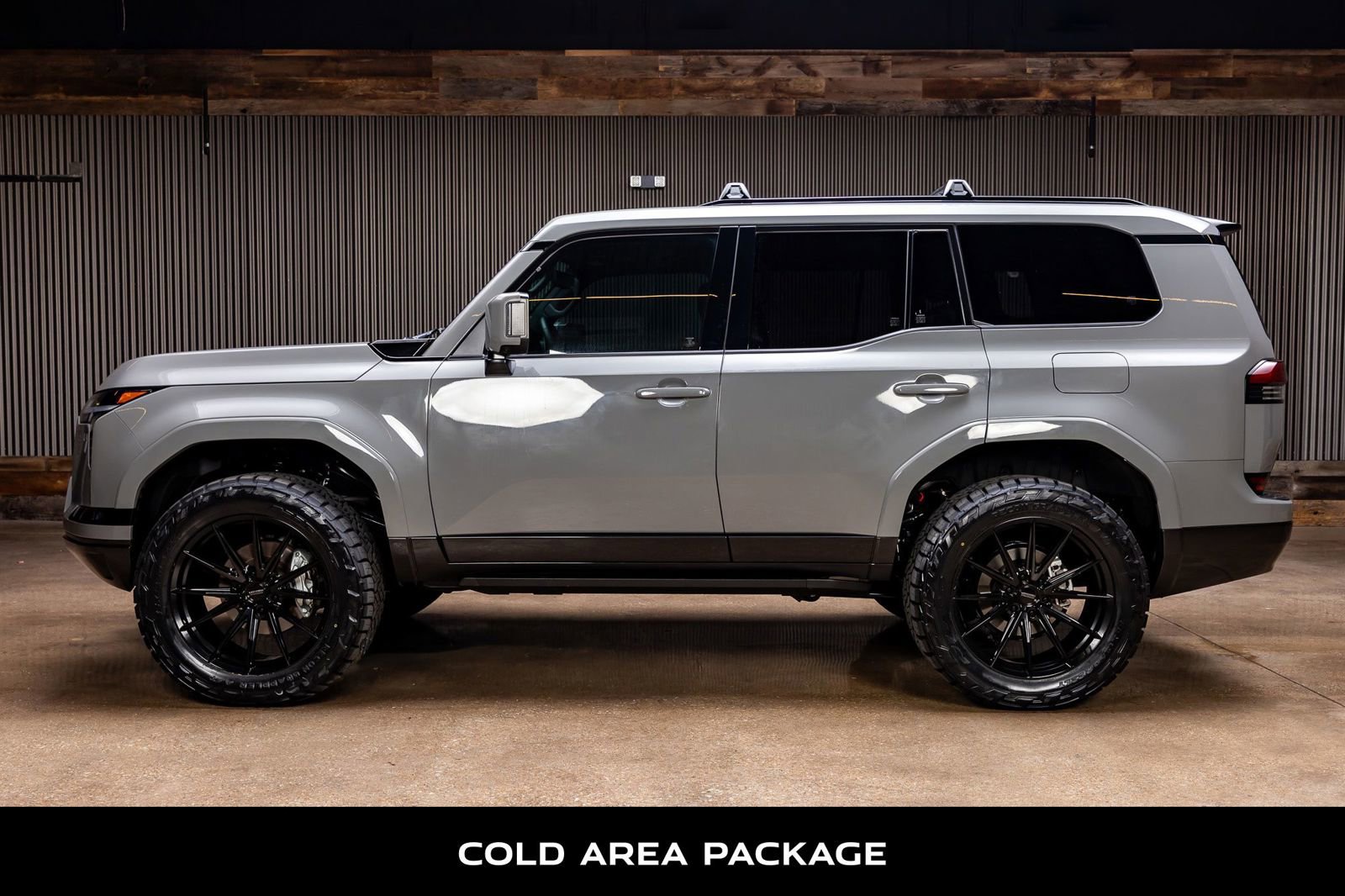 Used 2024 Lexus GX 550 image 6