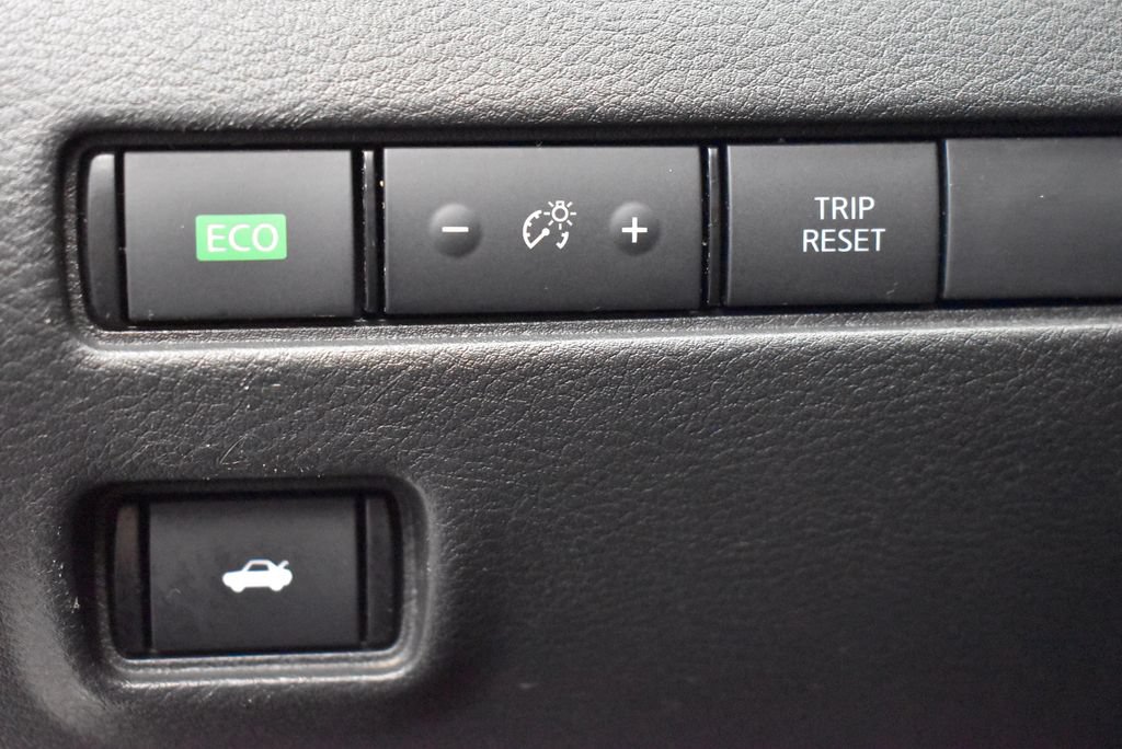 Used 2024 Nissan Sentra SR FWD image 16