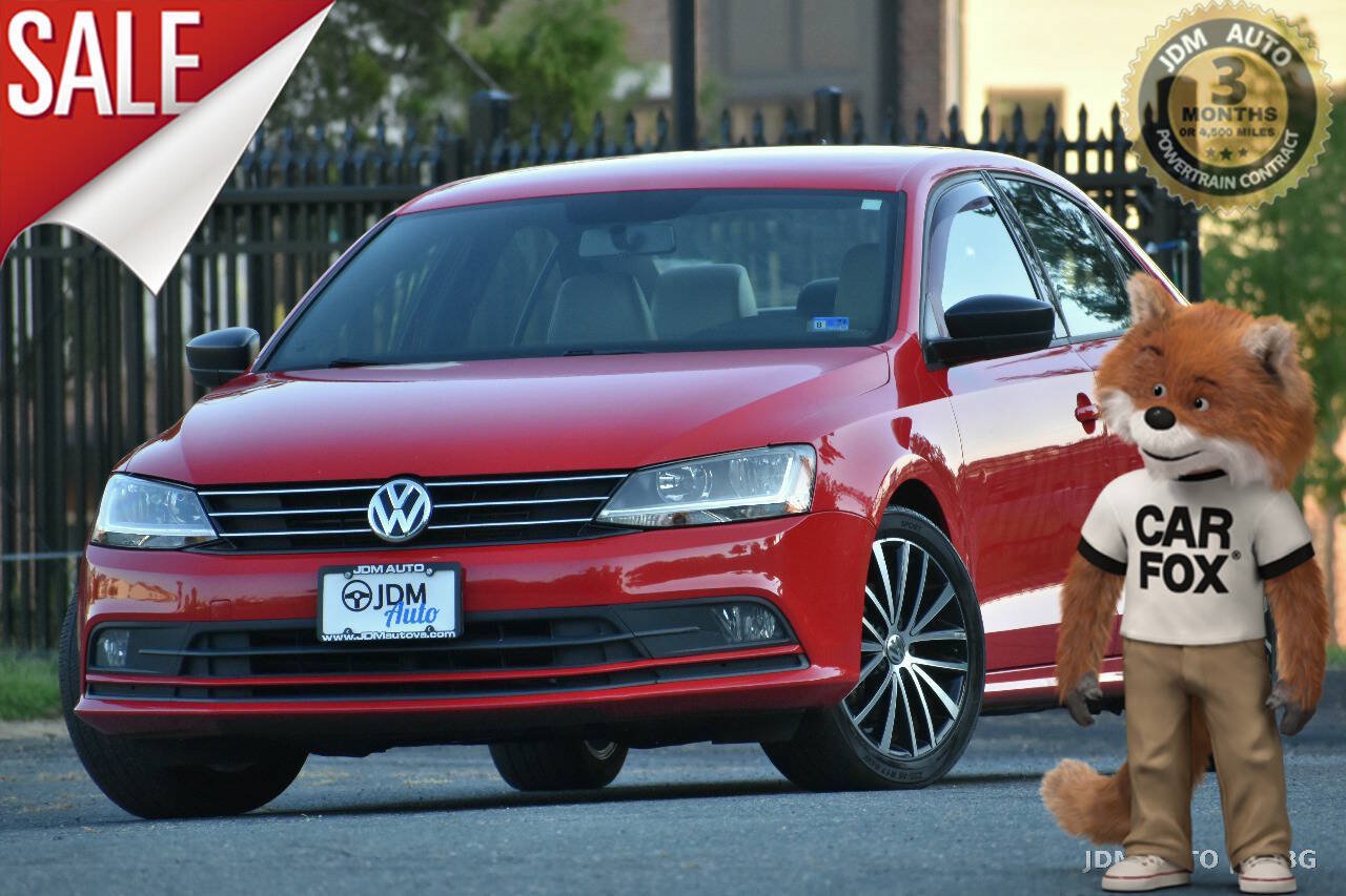 Used 2017 Volkswagen Jetta Sport FWD image 1