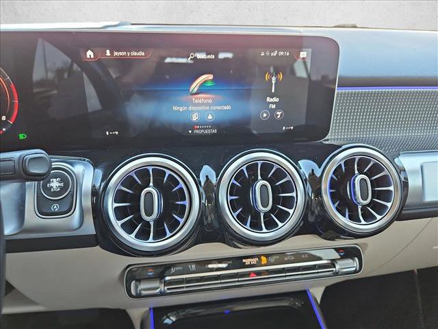 Used 2021 Mercedes-Benz GLB 250 image 14