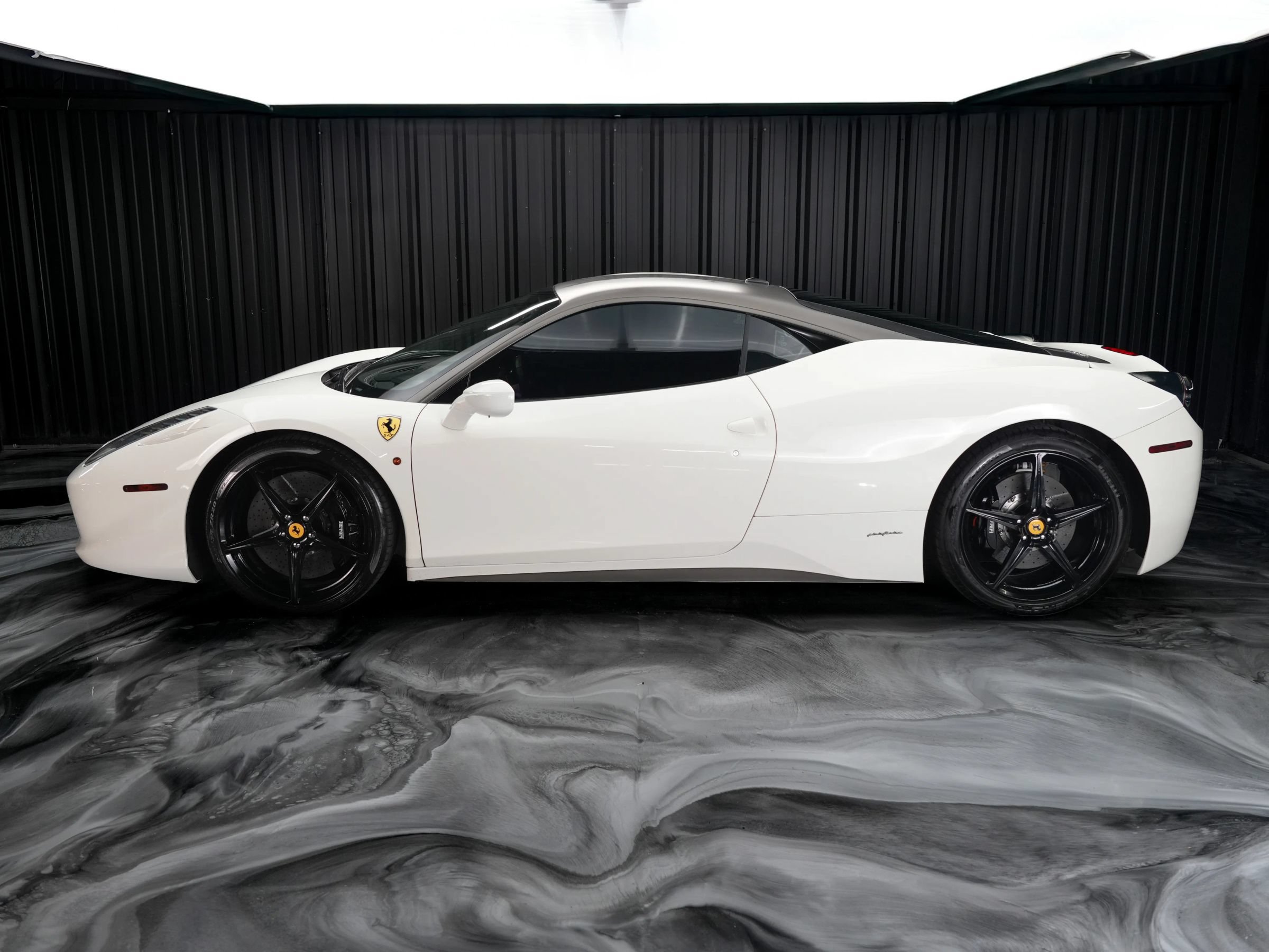 Used 2010 Ferrari 458 Italia Coupe RWD image 5