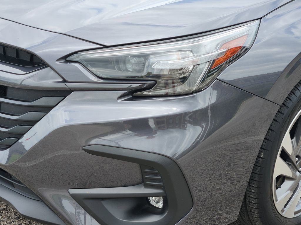 Used 2025 Subaru Legacy Limited AWD/4WD image 5