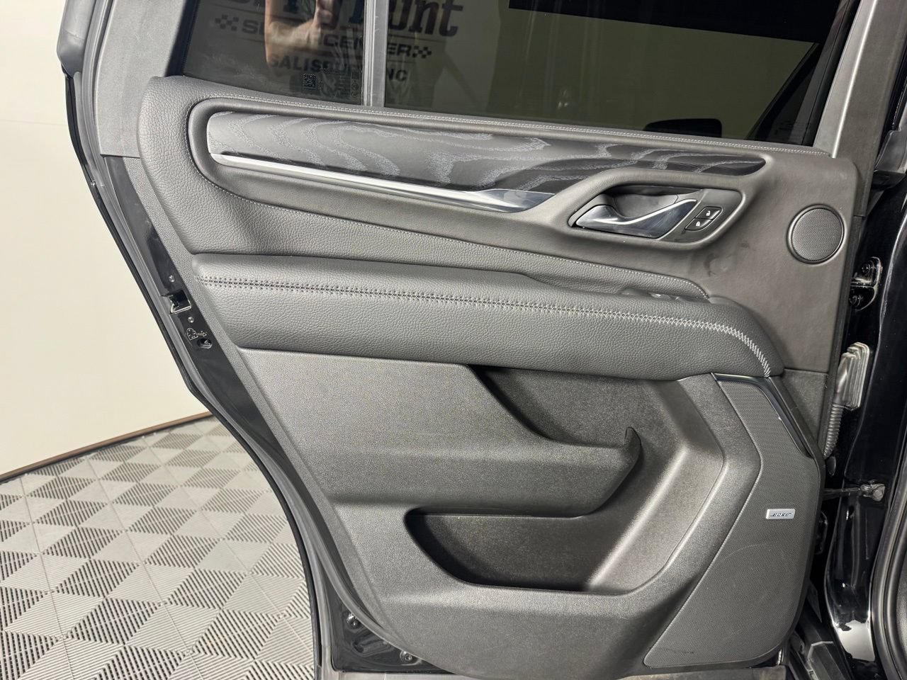 Used 2022 GMC Yukon Denali AWD/4WD image 28